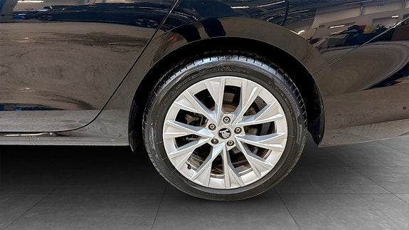 Skoda Superb 6 of 23