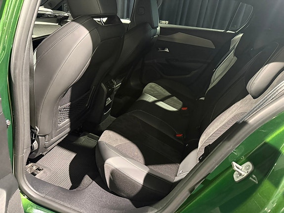Peugeot 308 12 of 14