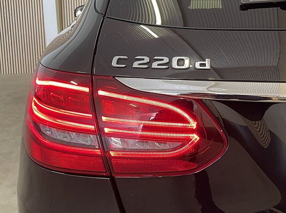 Mercedes-Benz C220 d 15 of 18