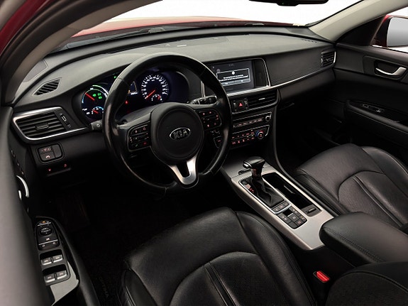 Kia Optima 13 of 30