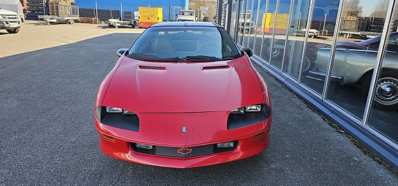 Chevrolet Camaro 9 of 15