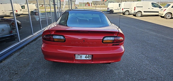 Chevrolet Camaro 10 of 15