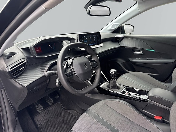 Peugeot 208 15 of 15