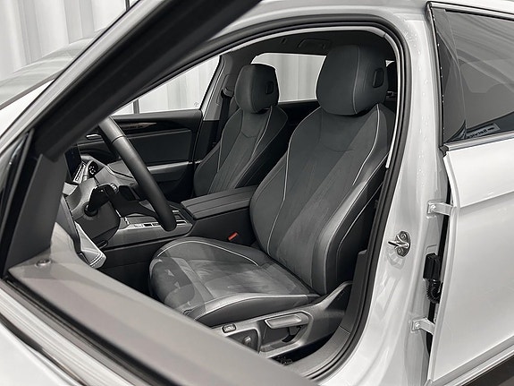 Volkswagen Passat 6 of 16