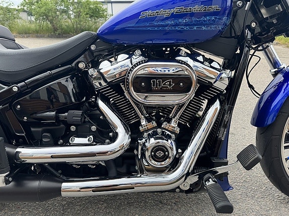 Harley-Davidson Breakout 114 8 of 13