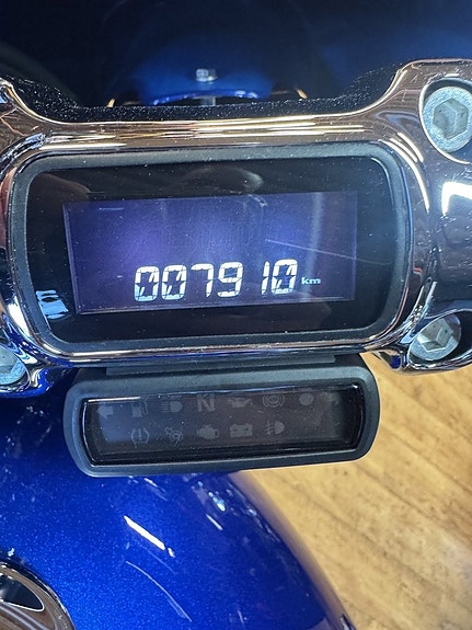 Harley-Davidson Breakout 114 13 of 13