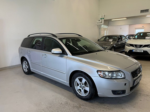 Volvo V50 6 of 19