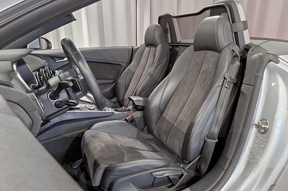 Audi TT 16 of 21