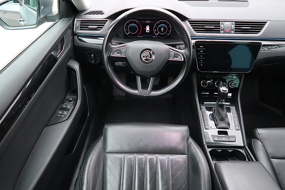 Skoda Superb 4 of 5
