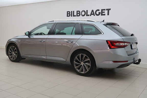 Skoda Superb 3 of 5
