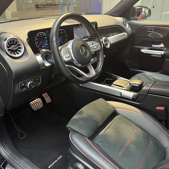 Mercedes-Benz GLB200 d 8 of 13
