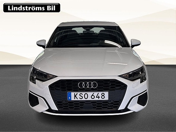 Audi A3 8 of 18