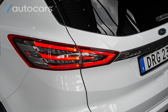 Ford S-MAX 13 of 30