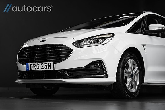 Ford S-MAX 11 of 30