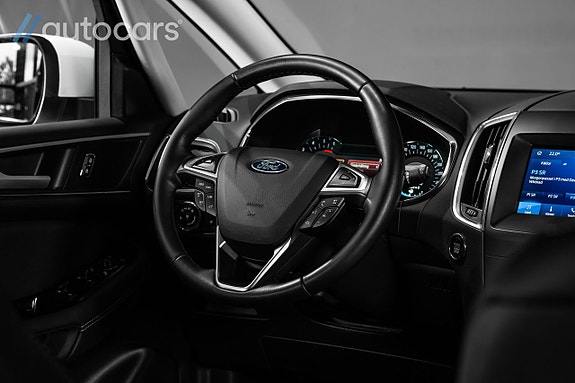 Ford S-MAX 18 of 30