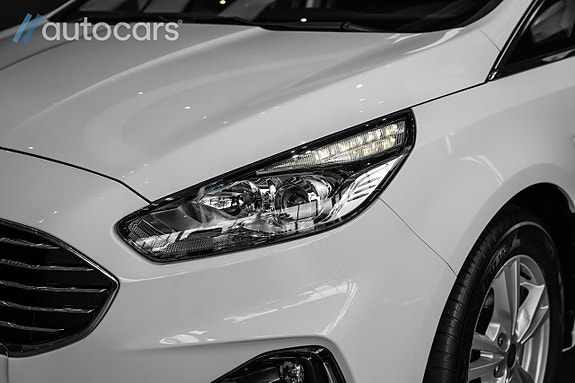 Ford S-MAX 9 of 30