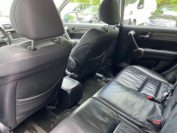 Honda CR-V 9 of 9