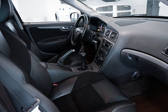 Volvo V70 21 of 24