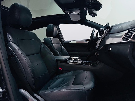 Mercedes-Benz GLE350 d 6 of 26