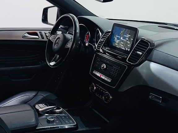 Mercedes-Benz GLE350 d 5 of 5