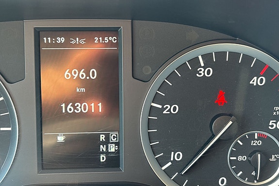 Mercedes-Benz Vito 119 11 of 13