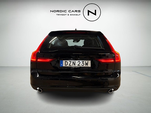 Volvo V90 3 of 5