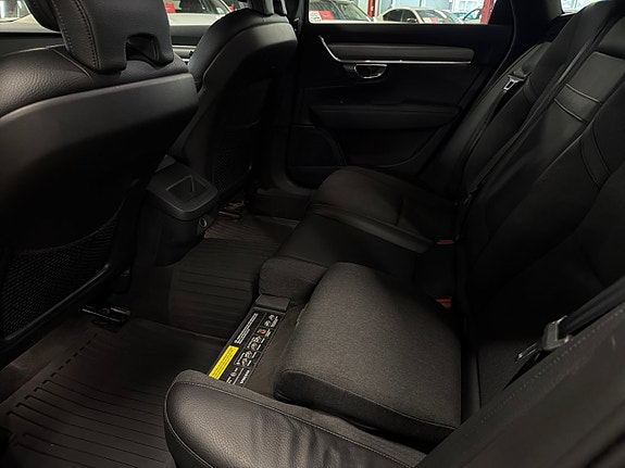 Volvo V90 10 of 24