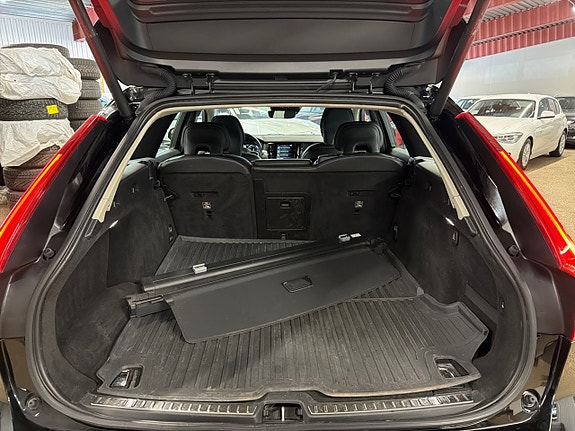 Volvo V90 22 of 24