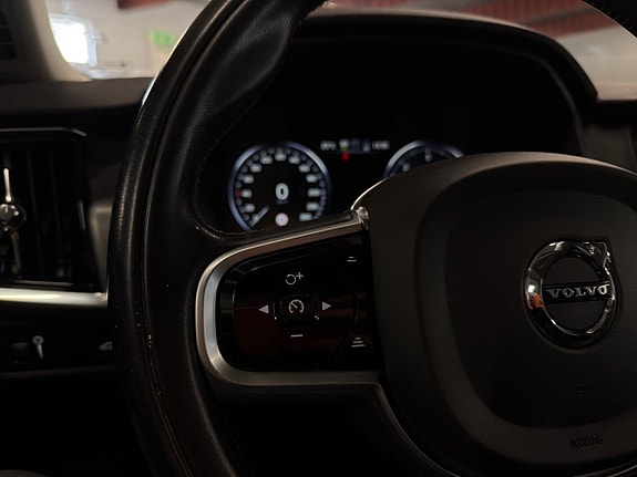 Volvo V90 20 of 24