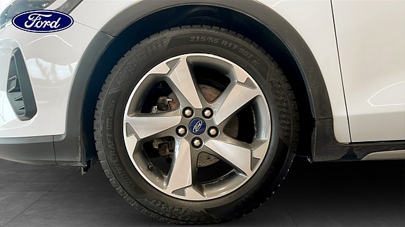 Ford Focus 9 of 9
