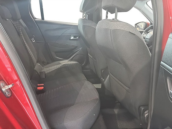 Peugeot e-208 12 of 15