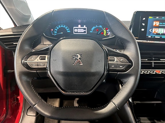 Peugeot e-208 7 of 15