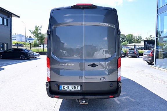 Ford Transit 5 of 5