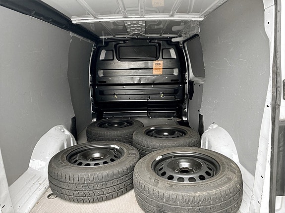 Opel Vivaro 15 of 15