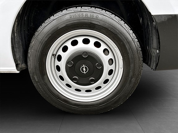 Opel Vivaro 4 of 5