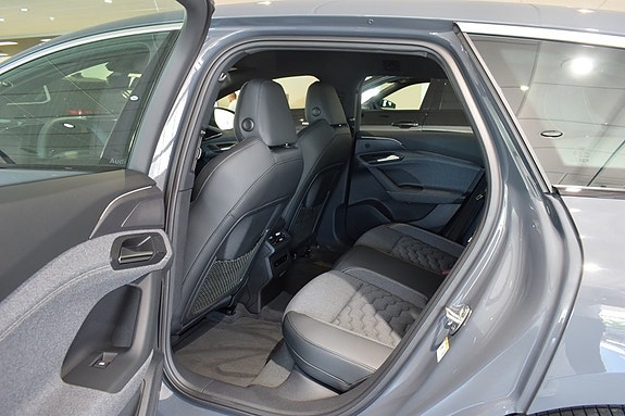 Audi A6 e-tron 7 of 11