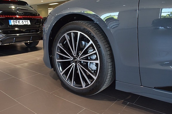 Audi A6 e-tron 4 of 5