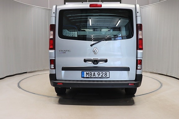 Renault Trafic 5 of 5