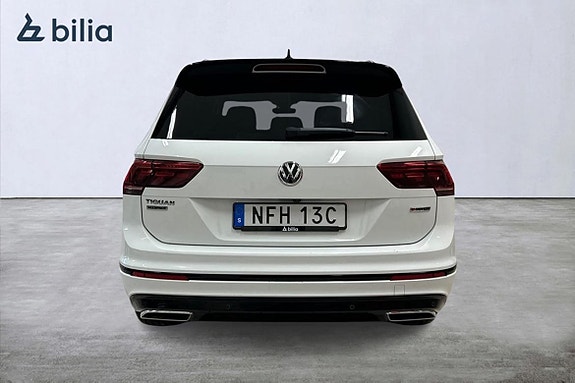 Volkswagen Tiguan Allspace 3 of 5