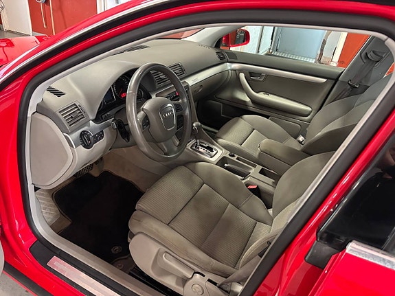 Audi A4 6 of 6