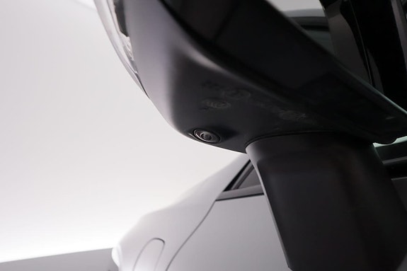 Volvo XC60 18 of 25