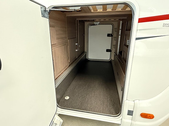 Kabe Travel Master I Classic 740 LGB *Långbädd*AC* 18 of 18