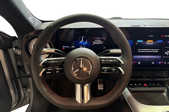 Mercedes-Benz CLA250 8 of 12