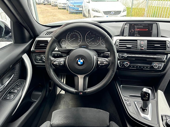 BMW 320d 10 of 28