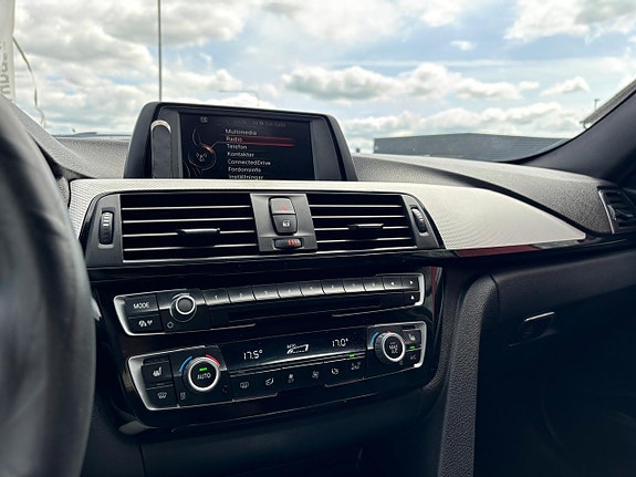 BMW 320d 14 of 28