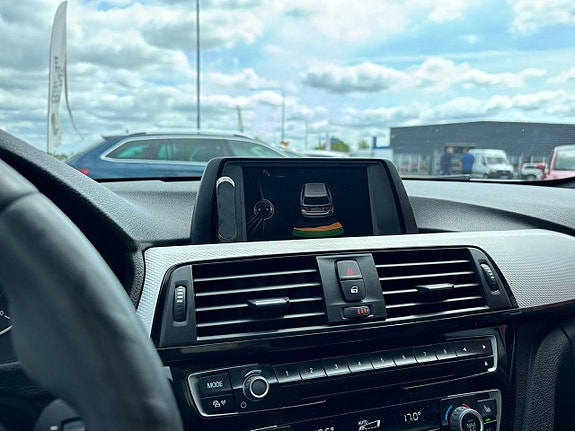 BMW 320d 20 of 28