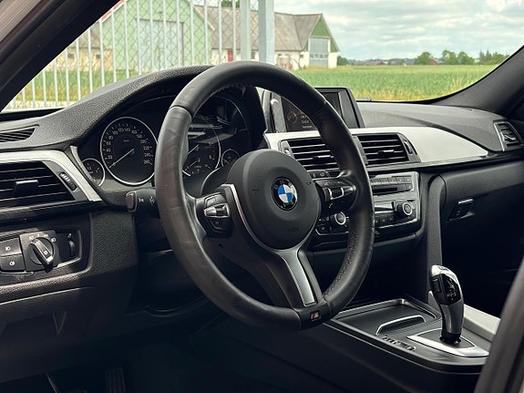 BMW 320d 8 of 28
