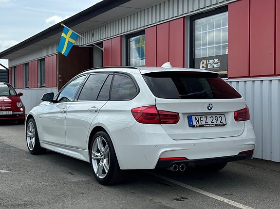 BMW 320d 4 of 28