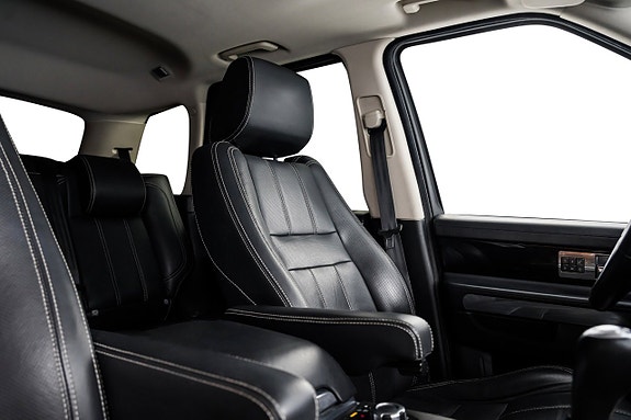 Land Rover Range Rover Sport 22 of 27