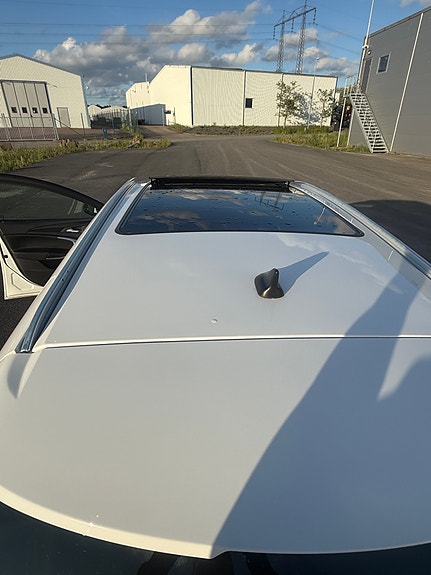 Opel Insignia 4 of 5